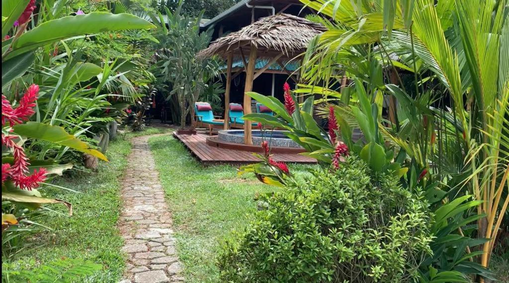 Casa Mambo Bed & Breakfast Cahuita Luaran gambar